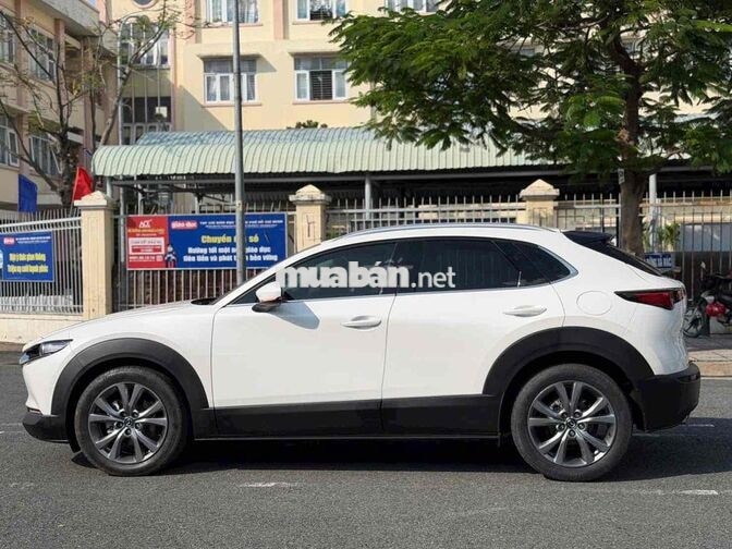 Mazda CX-30 2022 Premium Trắng xe zin giá tốt