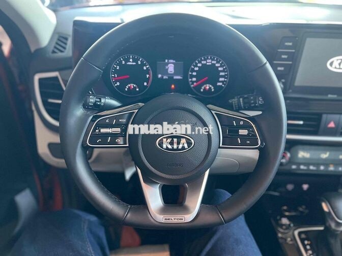 Kia Seltos 2021 Luxury 1.5 AT cam
