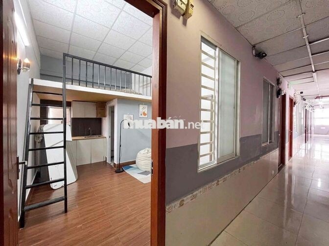 CHO THUÊ PHÒNG TRỌ CÓ GÁC ĐẦY ĐỦ NỘI THẤT RỘNG 25m2 GẦN ĐH GTVT - NT