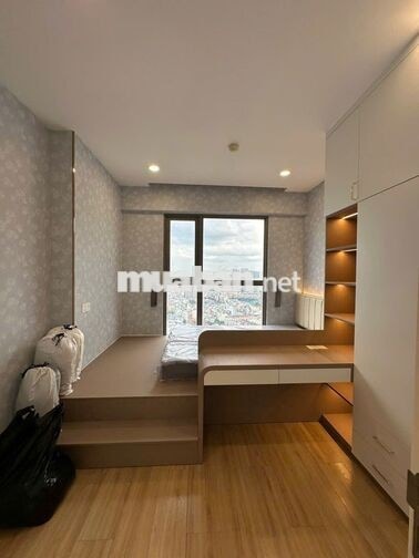 Căn hộ cao cấp full nội thất Millennium Bến Vân Đồn ở liền giá tốt