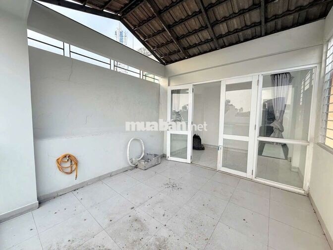MẶT TIỀN KINH DOANH CHDV 5 TẦNG HẺM XE HƠI 8M THÔNG HUỲNH VĂN BÁNH