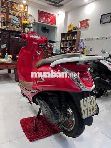 SYM Elizabeth Fi màu đỏ