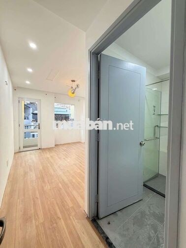 MẶT TIỀN KINH DOANH CHDV 5 TẦNG HẺM XE HƠI 8M THÔNG HUỲNH VĂN BÁNH