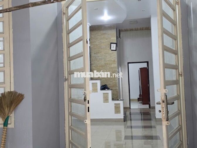 Nhà nguyên căn cho thuê lâu dài. Không tiếp môi giới trung gian!