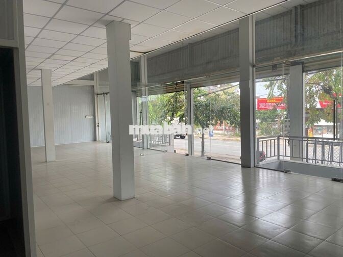 Cho thuê MB Kinh doanh, H+ T+Lững, 15 x 11m, Đt 743A