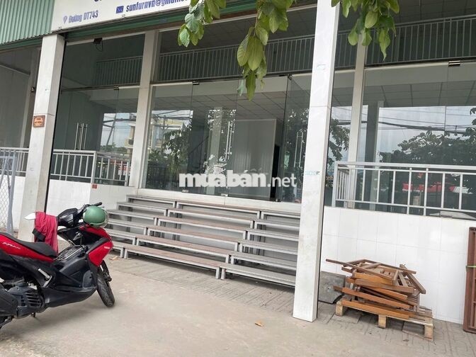 Cho thuê MB Kinh doanh, H+ T+Lững, 15 x 11m, Đt 743A