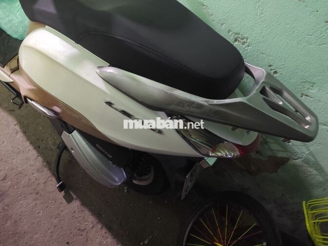 HONDA LEAD 2014 MÀU TRẮNG