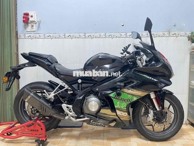 Benelli 302R màu Đen chính chủ