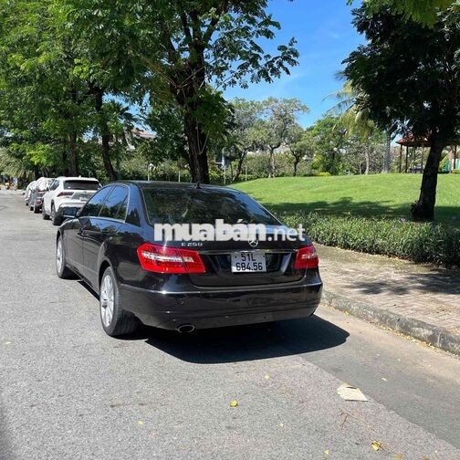 Mercedes-Benz E250 2011 Đen