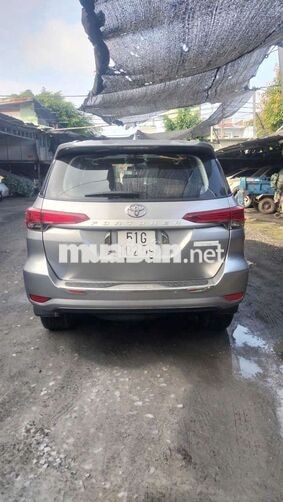 Toyota Fortuner 2017 Số sàn Máy dầu Bạc