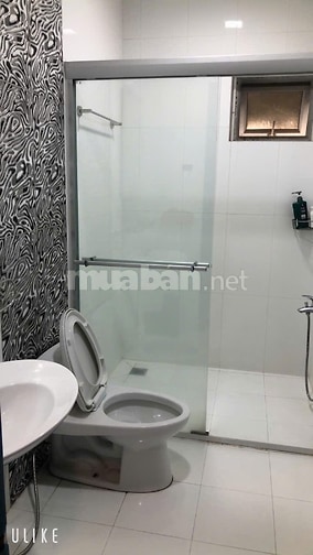 Chính chủ cho thuê Biệt Thự có hồ bơi căn góc nhà đẹp 