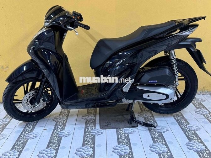 SH 125 2025 màu Đen bóng đời 2026 43AA-879.50