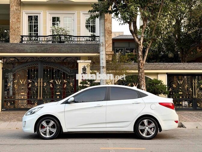 Hyundai Accent 2012 1.4 AT Trắng