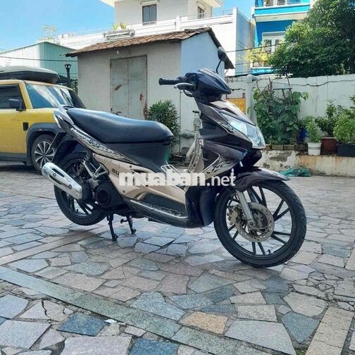 Suzuki Hayate màu Đen vàng đồng