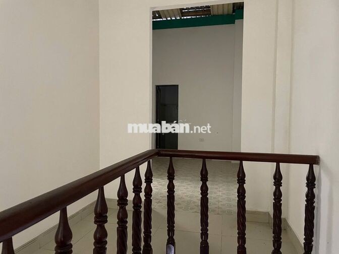 Cho thuê nhà Nguyên Căn MT N Trãi, 5  x 23m, T+L