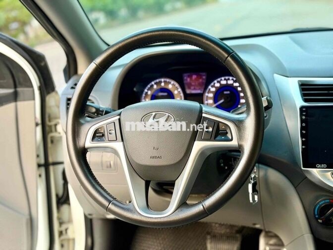 Hyundai Accent 2012 1.4 AT Trắng