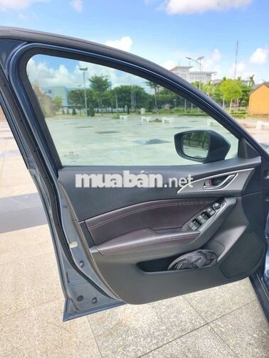 Mazda 3 Hatchback FL 2017 Xanh