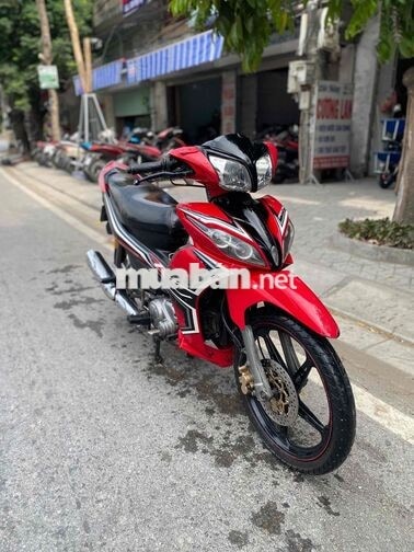 Yamaha Jupiter màu Đỏ đen