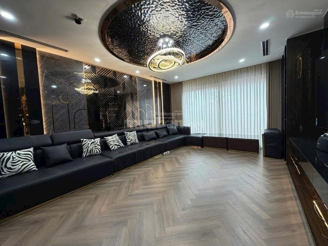 Cần bán nhà ngõ 27 Phố Huỳnh Thúc Kháng