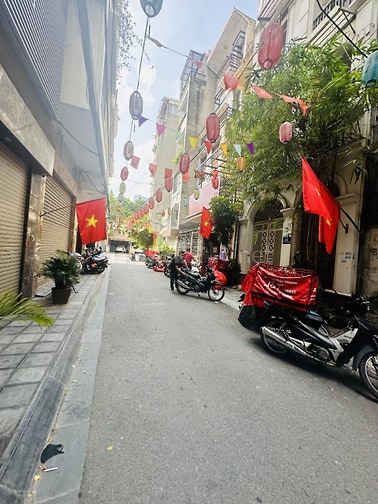 Cần bán nhà ngõ 27 Phố Huỳnh Thúc Kháng