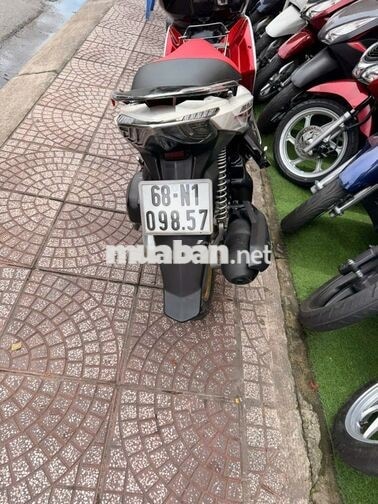 Honda Air Blade 125cc 2013 bs 68n1-09857