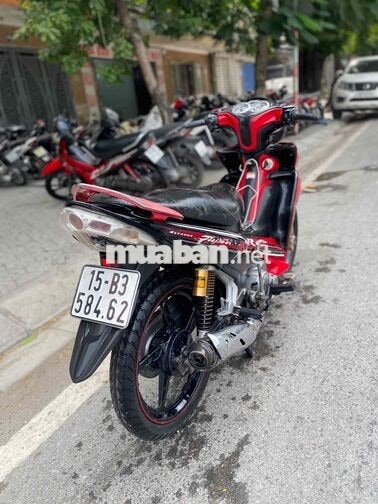 Yamaha Jupiter màu Đỏ đen
