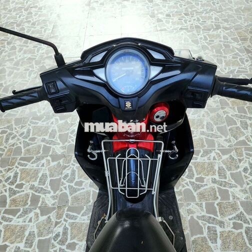 SUZUKI IMPULSE 2018 ĐỎ ĐEN