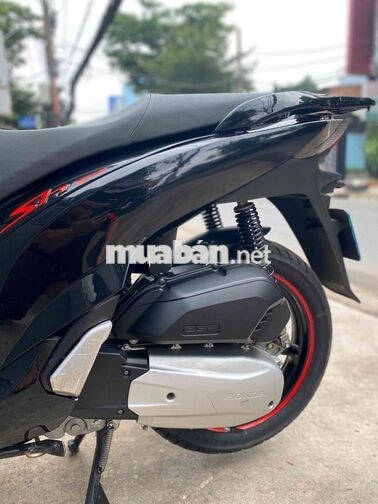 Honda SH 150 màu Đen lên full áo mâm ý