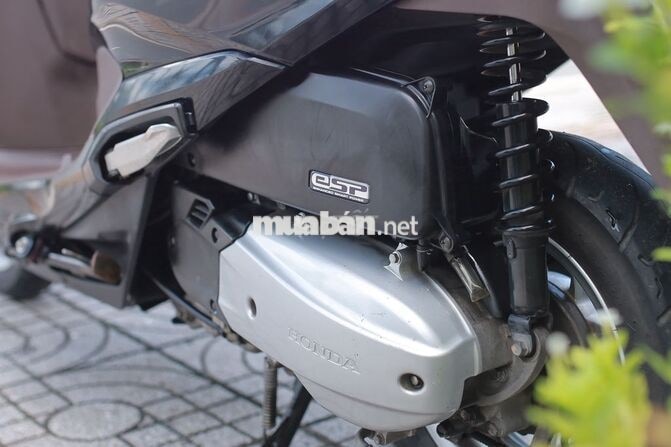 HONDA LEAD 125 PREMIUM EDITION ĐEN