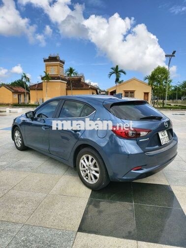 Mazda 3 Hatchback FL 2017 Xanh