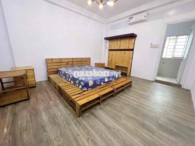 PHÒNG TRỌ SINH VIÊN MẶT TIỀN NGÃ NĂM - 25m2 ở ngay