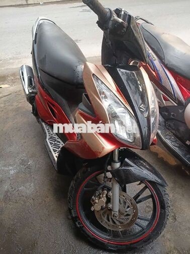 Yamaha Mio màu đỏ đen