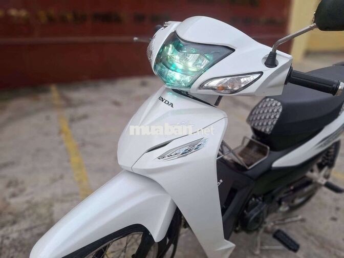 Honda wave 110 đk 2025 bs 86 cà vẹt kèm cccd chủ