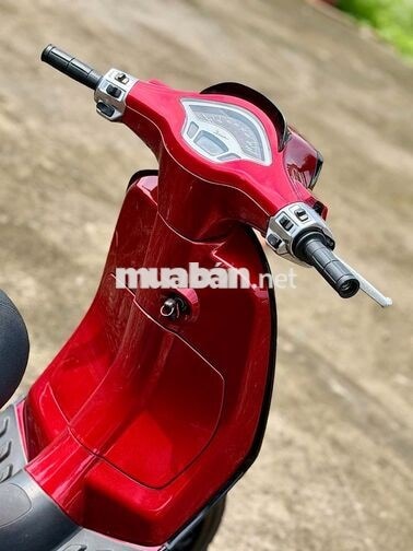 Piaggio Sprint Đỏ CANDY