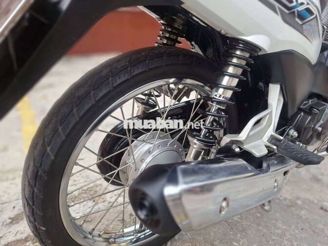 Honda wave 110 đk 2025 bs 86 cà vẹt kèm cccd chủ