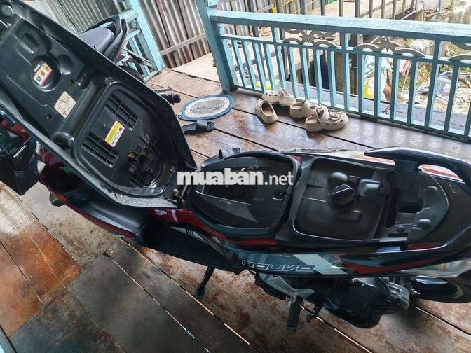 Yamaha Nouvo 6 FI màu Đỏ đen