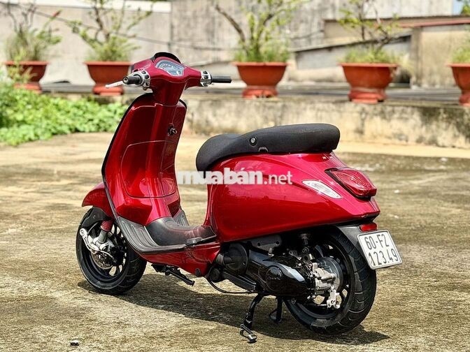 Piaggio Sprint Đỏ CANDY