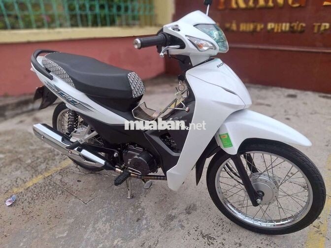 Honda wave 110 đk 2025 bs 86 cà vẹt kèm cccd chủ