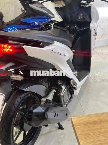 HONDA VARIO 125 TRẮNG ĐEN 2021