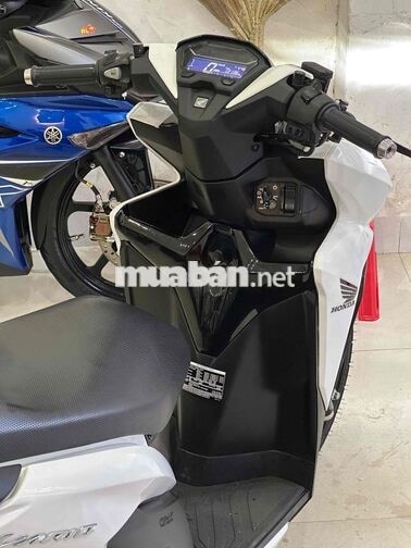HONDA VARIO 125 TRẮNG ĐEN 2021