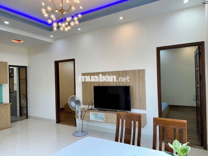 Cho thuê căn hộ 2PN kiểu nhà vườn Nguyễn Công Trứ, vị trí gần biển 