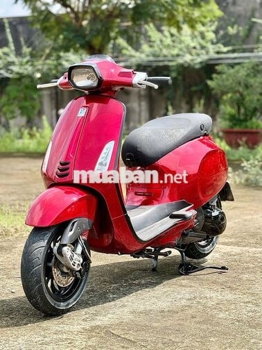 Piaggio Sprint Đỏ CANDY