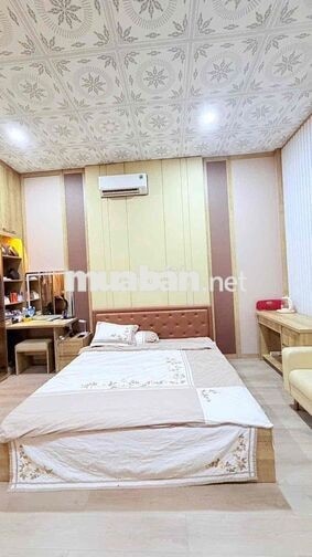 Bán nhà đường Học Lạc mặt tiền rộng đang kinh doanh giá 8.000.000.000