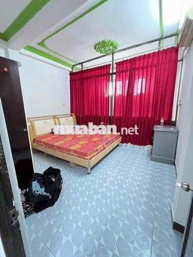 cho thuê nhà mặt tiền đường nội bộ kdc Bình Phú 2