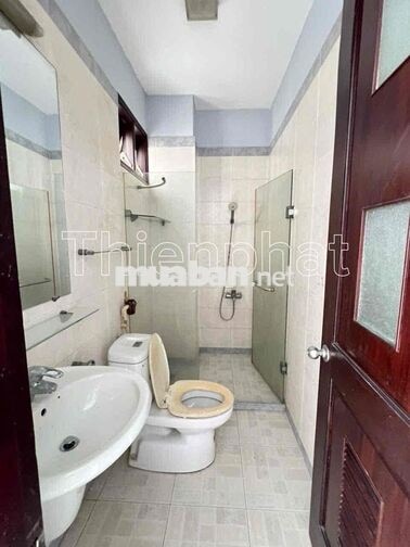 NNC ô tô tận cửa 4PN 80m2 gần LVB quận 7