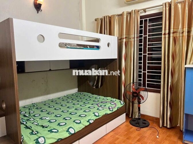 Cho thuê nhà Ngọc Thuỵ - 55m - 3PN - Đủ nội thất, ở ngay. 6tr