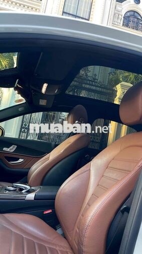 Mercedes-Benz C300 AMG 2021 Trắng
