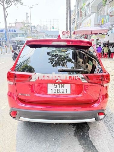 Mitsubishi Outlander 2017 7 chỗ 111000 km đỏ
