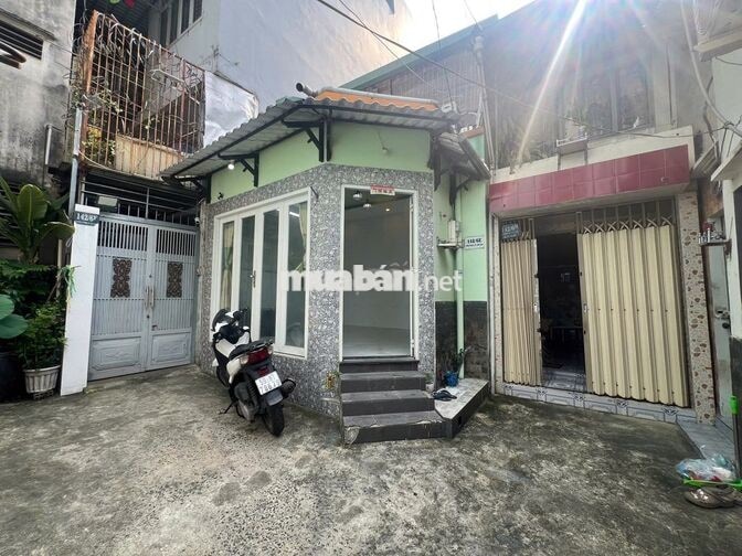 CHO THUÊ NHÀ : 142/  Trường Sa, Quận Bình Thạnh.