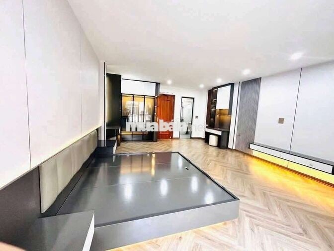 CHO THUÊ NHÀ NGỌC LÂM 75M² – 7 TẦNG , THANG MÁY, GARA Ô TÔ – CHỈ 17 TR